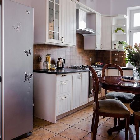 Halby Luxury Rooms Chmielna 73B Warsawa Bagian luar foto