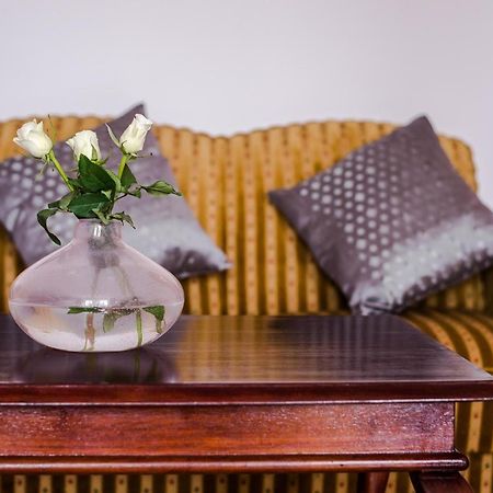Halby Luxury Rooms Chmielna 73B Warsawa Bagian luar foto