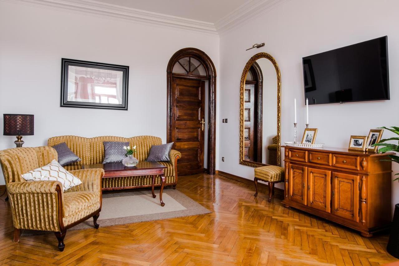 Halby Luxury Rooms Chmielna 73B Warsawa Bagian luar foto