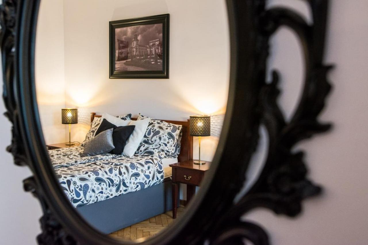 Halby Luxury Rooms Chmielna 73B Warsawa Bagian luar foto